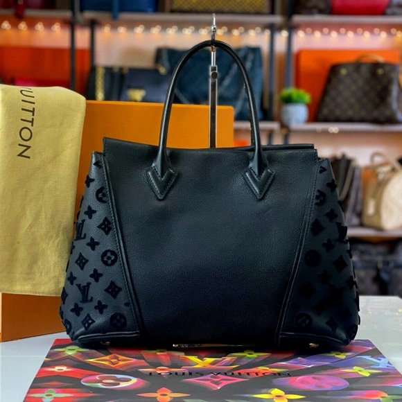 LOUIS VUITTON LV Monogram Tuffetage Veau Cachemire Leather Black +Box & Dust Bag - Picture 1 of 16